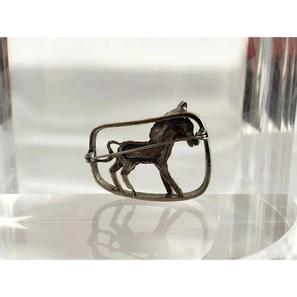 Vintage Silver Tone Zebra Shaped Retro Animal Brooch | Pin - Picture 4 of 10